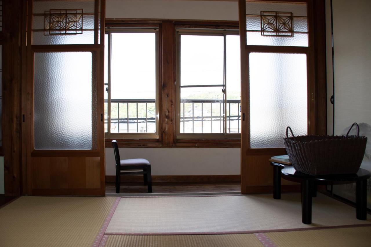 Hotel Guest Cafe Kuchikumano Kamitondacho Exterior foto